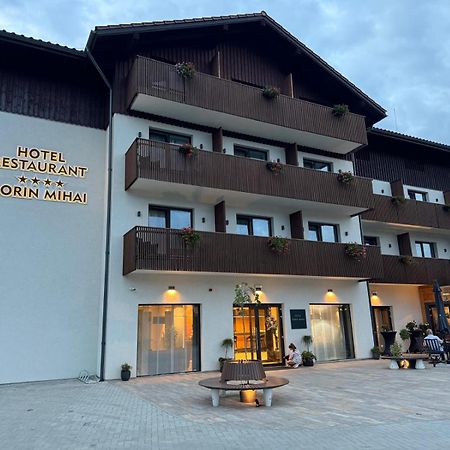 Hotel Sorin Mihai คริสเตียน ภายนอก รูปภาพ