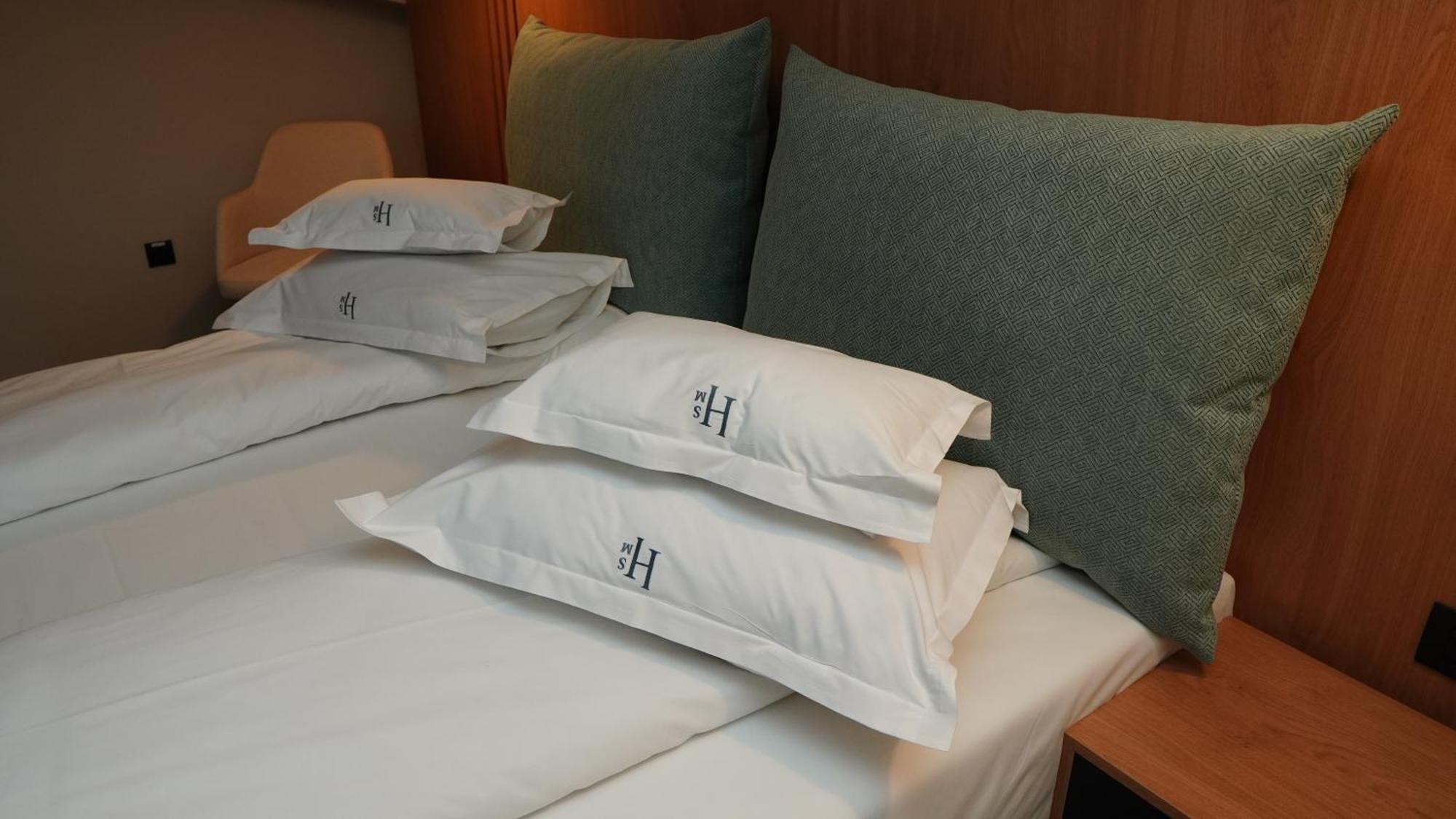 Hotel Sorin Mihai คริสเตียน ภายนอก รูปภาพ
