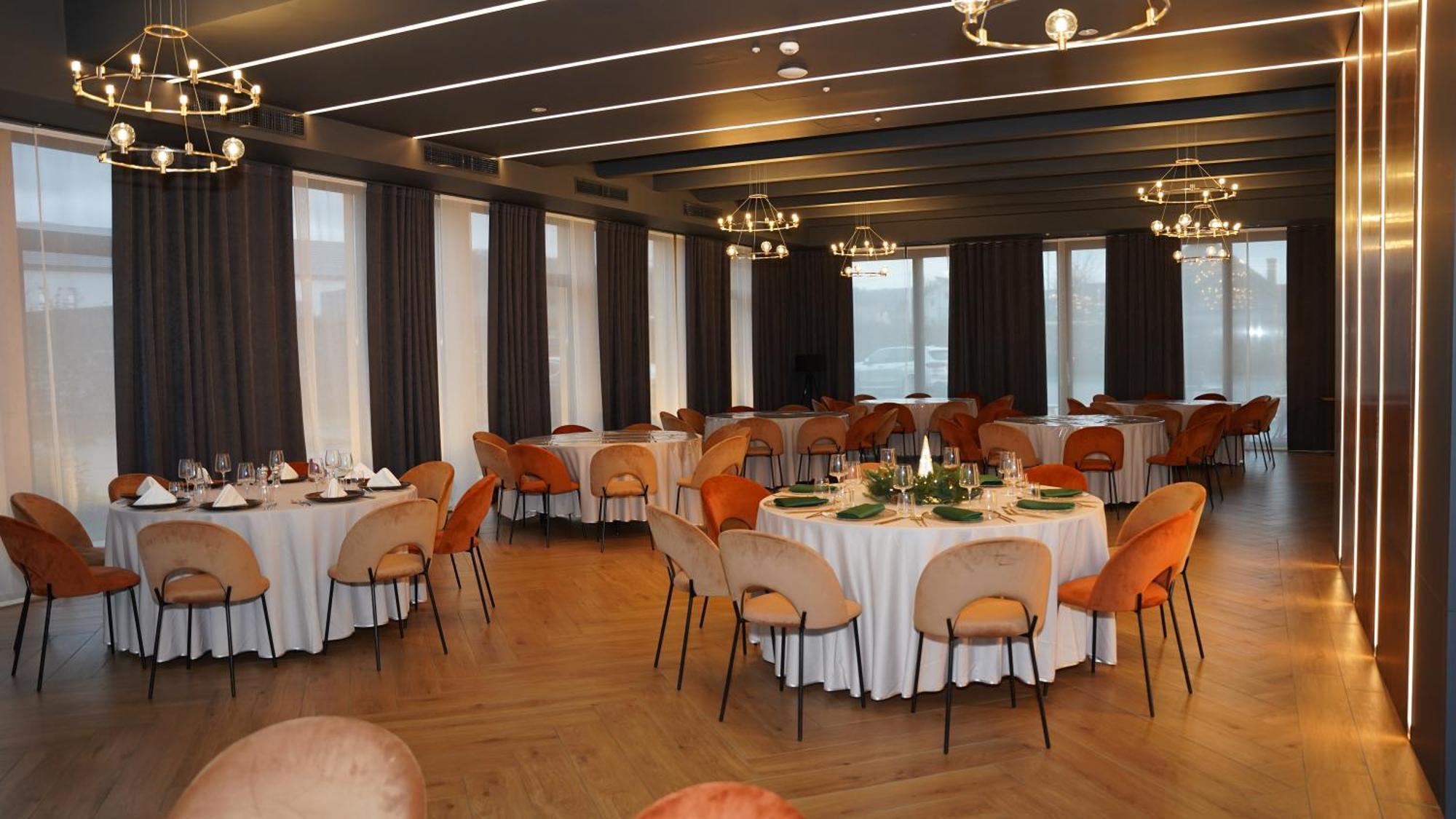 Hotel Sorin Mihai คริสเตียน ภายนอก รูปภาพ