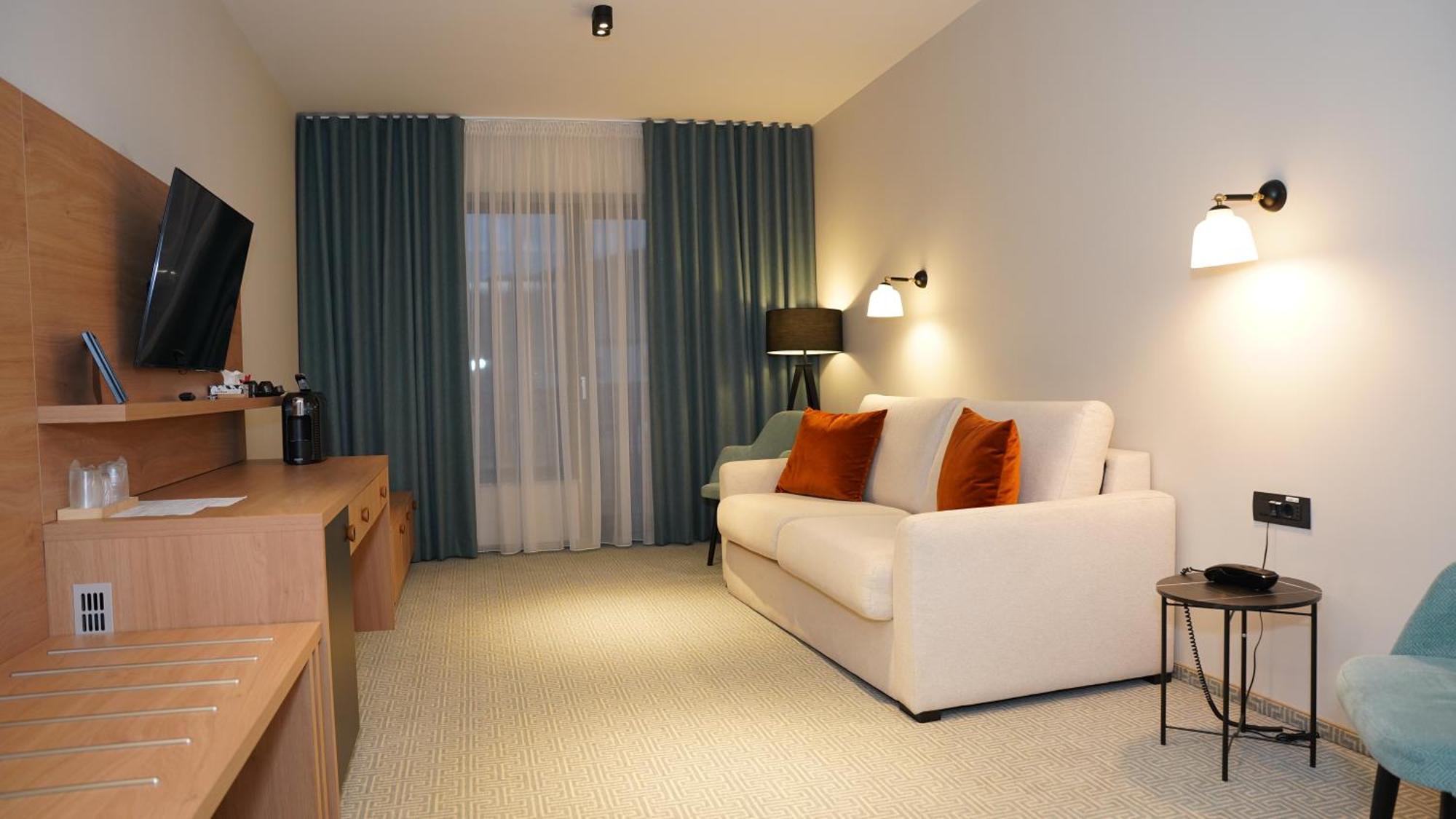 Hotel Sorin Mihai คริสเตียน ภายนอก รูปภาพ
